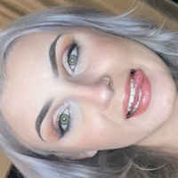 Julsxxx Meztelen