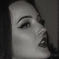 Kaiti Mackenzie Meztelen