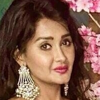 Kanchi Singh Meztelen