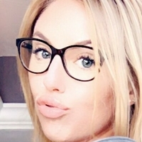 karleystokes Meztelen