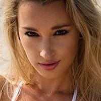 Karolina Witkowska Meztelen