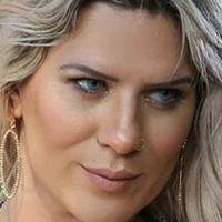 Katharine Madri Meztelen