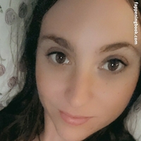 Katie Klyne Meztelen