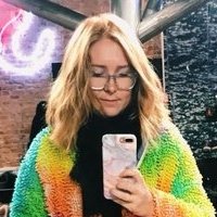 Katie Richmond Meztelen