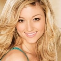 Katie Vernola Meztelen