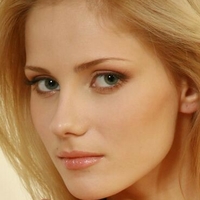 Katya Ab Meztelen