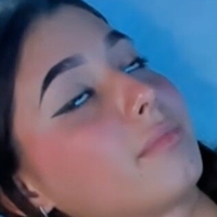 Kayens Meztelen