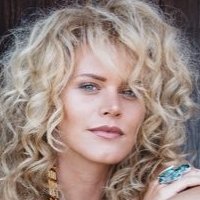 Kelly Dowdle Meztelen
