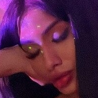 Kendall Hadid Meztelen