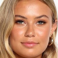Kennia De Seinne Meztelen