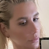 KeshaRose Meztelen