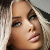 Kiiarra White Meztelen