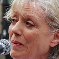 Kika Markham Meztelen