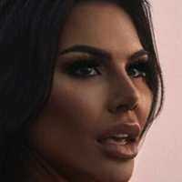 Kiki Morris Meztelen
