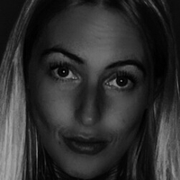 Kimexclusive Meztelen