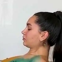 Kira Yoga Meztelen