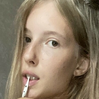 kisskisska Meztelen
