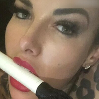 Lady_Black Meztelen