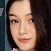 lana_bond Meztelen