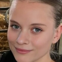 Landwirtin Stella Meztelen