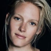 Laura Birn Meztelen