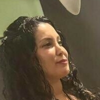 laura_brez30 Meztelen