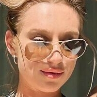 Laura Colucci Meztelen