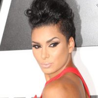 Laura Govan Meztelen