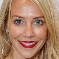 Laura Hamilton Meztelen