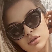 Laura Kalynych Meztelen