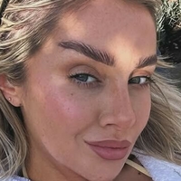 Laura Meachem Meztelen