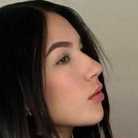 Laura02av Meztelen