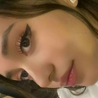 laura99x Meztelen