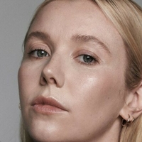 Lauren Lyle Meztelen