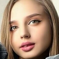 Leah Air Meztelen