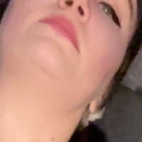 Lealumie Meztelen