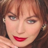 Lesley-Anne Down Meztelen