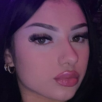 Leslie Emma Meztelen