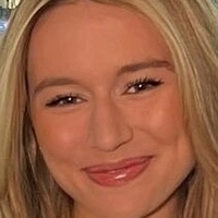 Lia Lewis Meztelen