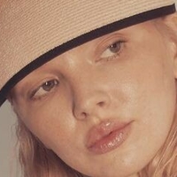 Lili Johansson Meztelen