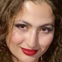 Lili M Meztelen