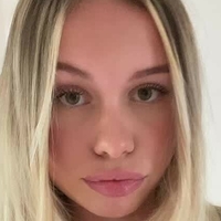 Lilly Marie Meztelen
