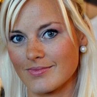 Lisbeth Olsen Meztelen