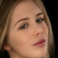 LittleAngel Meztelen
