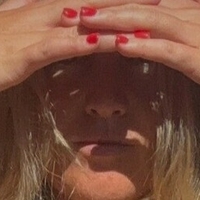 Liv Macdonald Meztelen