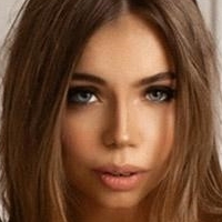 Liza Vaiss Meztelen