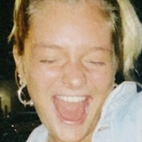 lolaaaai Meztelen