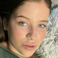 lovemeela Meztelen