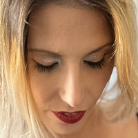 Lucille Andreas Meztelen