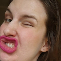 lucylumid Meztelen